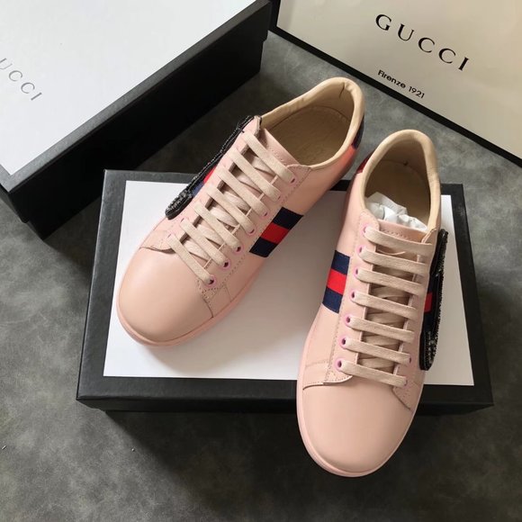 NEWGucci leather casual shoes for women